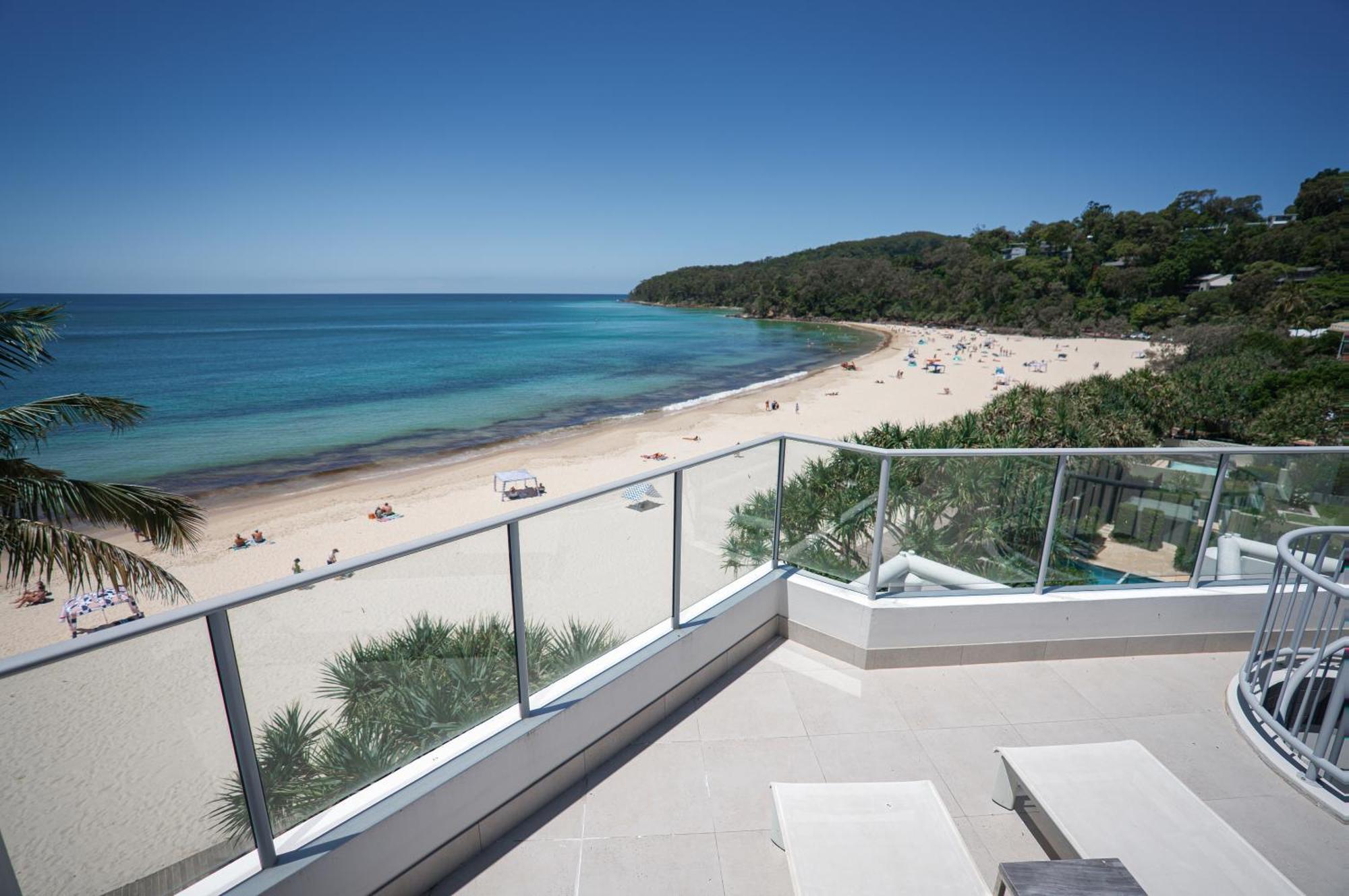 On The Beach Noosa Resort Εξωτερικό φωτογραφία